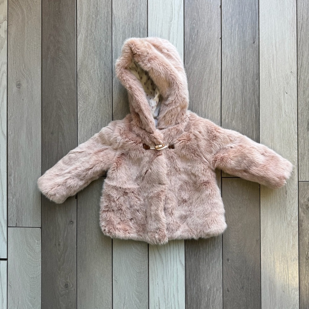 Zara Babygirl Faux Fur Coat Super Worm | Size: 12/16 Months